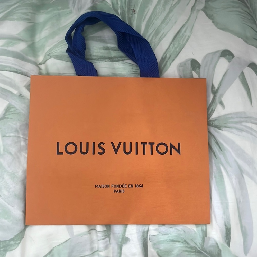 LOUIS VUITTON SHOPPING BAG